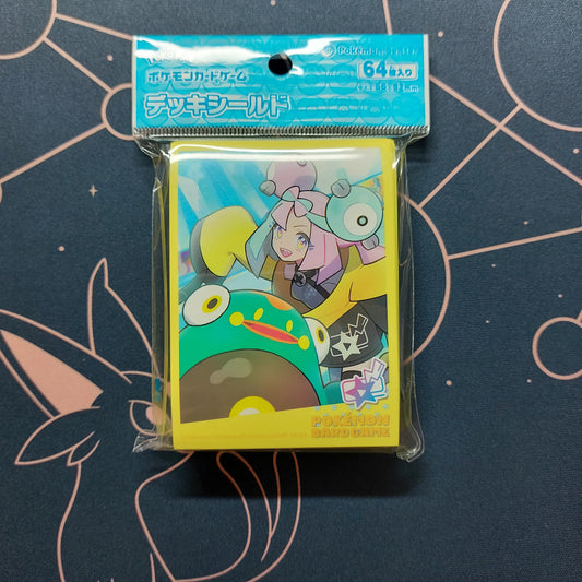 POKÉMON TRAINERS Iono & Bellibolt - Pokémon Center Sleeves